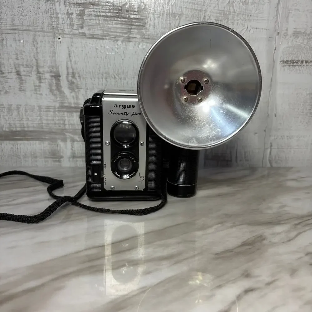 Vintage Argus Seventy-Five Twin Lens Film Camera with Flash